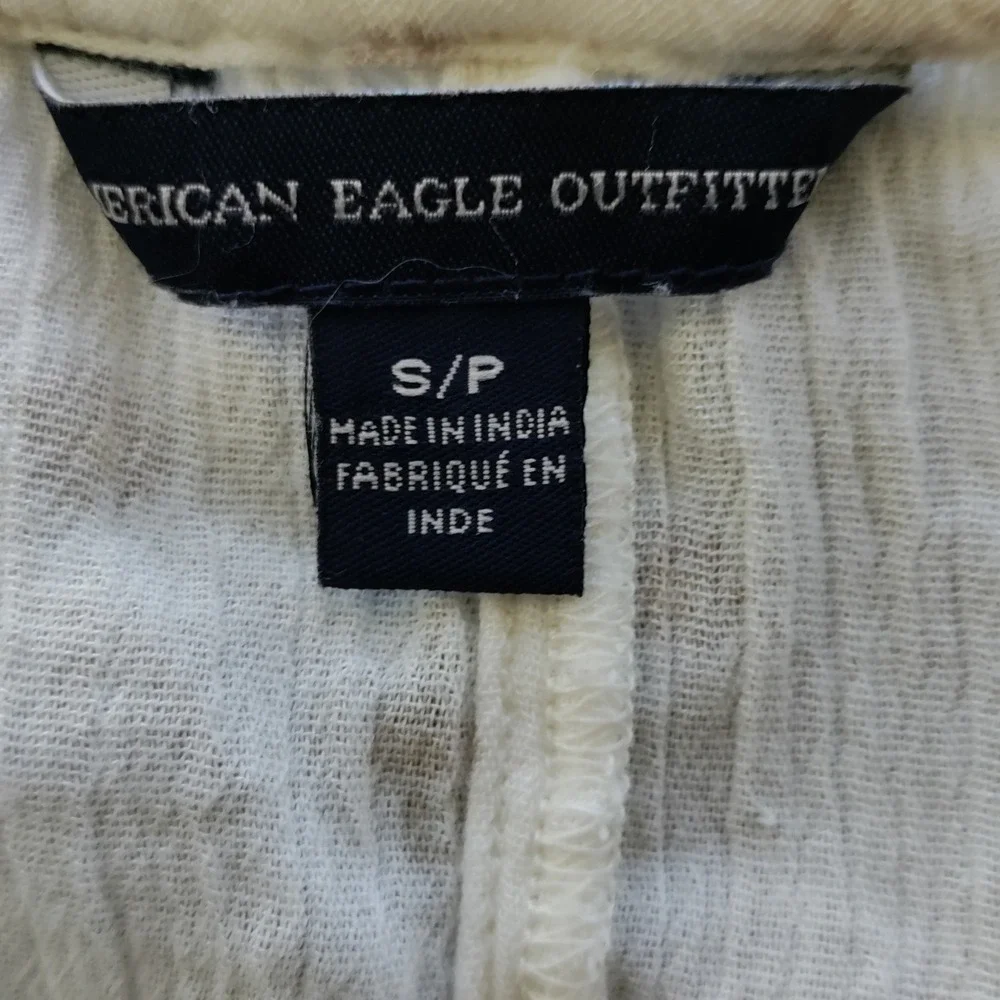 American Eagle Outfitters White Boho Embroidered Camisole Tank Top‎ Small